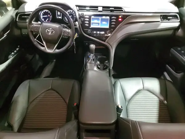 4T1B11HK2KU739038 2019 TOYOTA CAMRY - Image 8