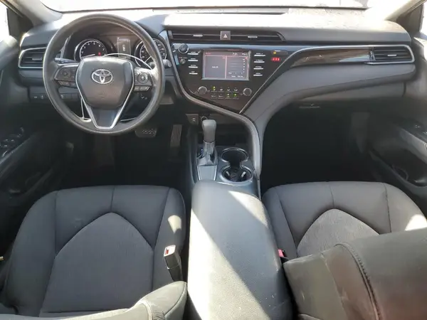 4T1B11HK2KU740349 2019 TOYOTA CAMRY - Image 8