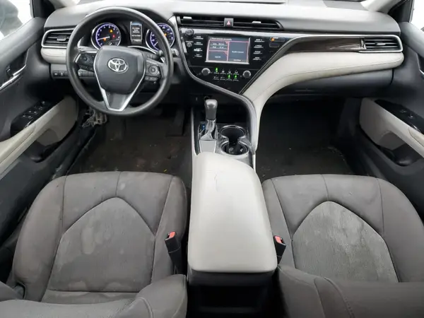 4T1B11HK2KU741579 2019 TOYOTA CAMRY - Image 8