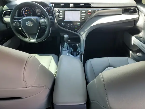 4T1B11HK2KU743624 2019 TOYOTA CAMRY - Image 8