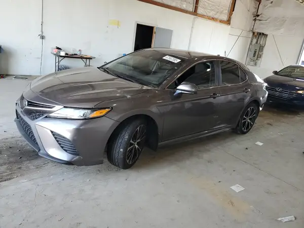 4T1B11HK2KU744076 2019 TOYOTA CAMRY - Image 1