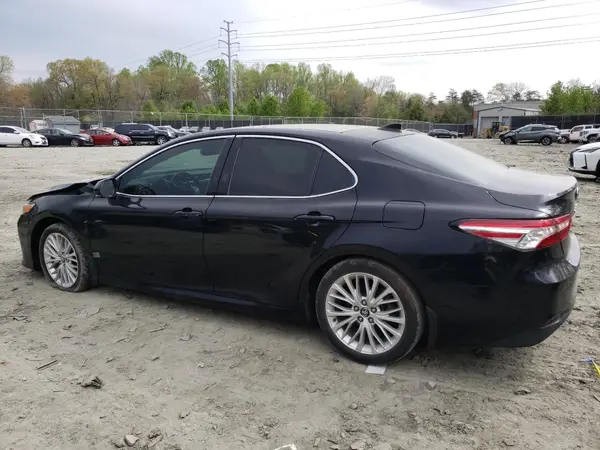4T1B11HK2KU744868 2019 TOYOTA CAMRY - Image 2