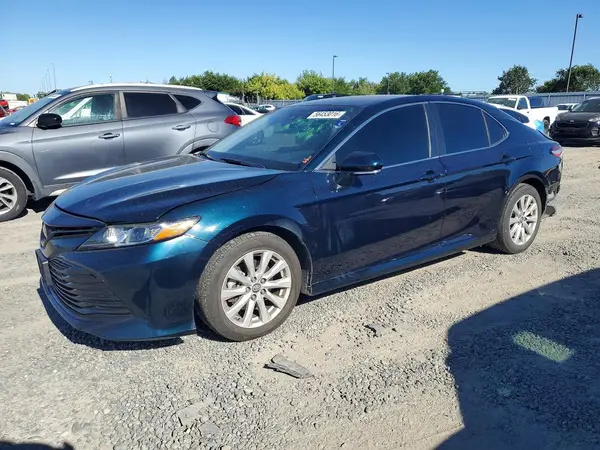 4T1B11HK2KU746118 2019 TOYOTA CAMRY - Image 1