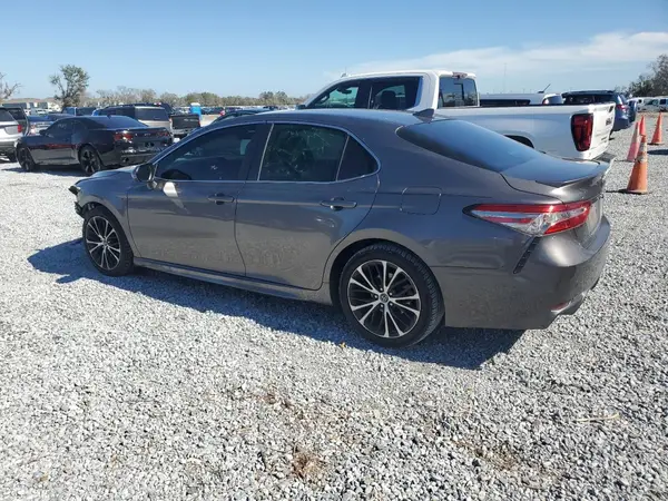 4T1B11HK2KU749004 2019 TOYOTA CAMRY - Image 2