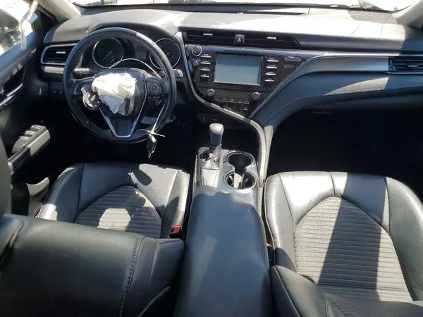 4T1B11HK2KU749438 2019 TOYOTA CAMRY - Image 8