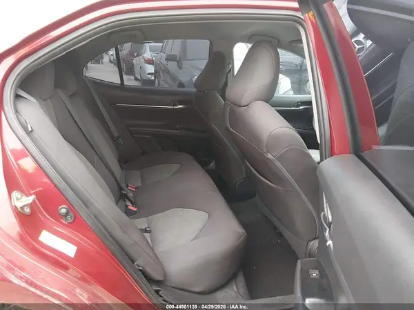 4T1B11HK2KU750220 2019 TOYOTA CAMRY - Image 8