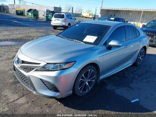 4T1B11HK2KU751254 2019 TOYOTA CAMRY - Image 2