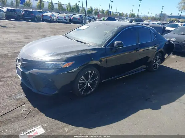 4T1B11HK2KU753148 2019 TOYOTA CAMRY - Image 2