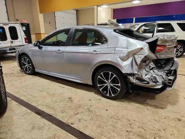 4T1B11HK2KU756714 2019 TOYOTA CAMRY - Image 2