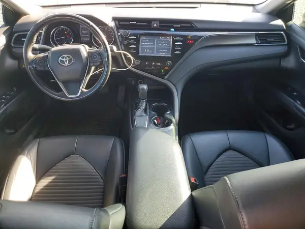4T1B11HK2KU757118 2019 TOYOTA CAMRY - Image 8