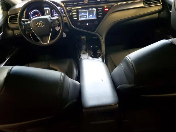 4T1B11HK2KU757913 2019 TOYOTA CAMRY - Image 8