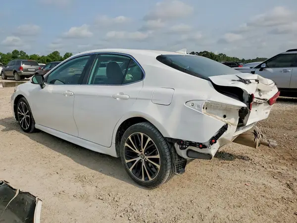 4T1B11HK2KU759550 2019 TOYOTA CAMRY - Image 2