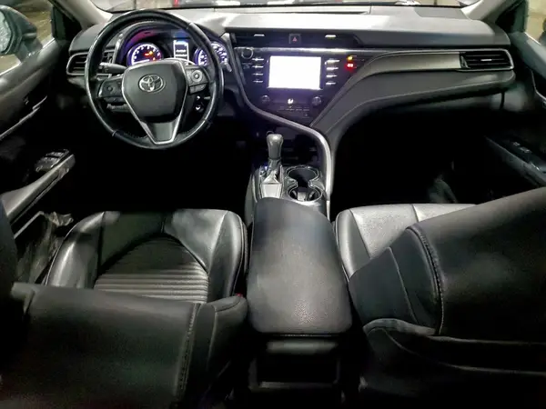4T1B11HK2KU760164 2019 TOYOTA CAMRY - Image 8