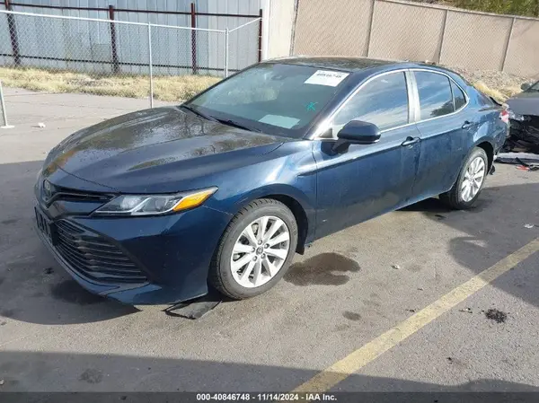 4T1B11HK2KU760181 2019 TOYOTA CAMRY - Image 2