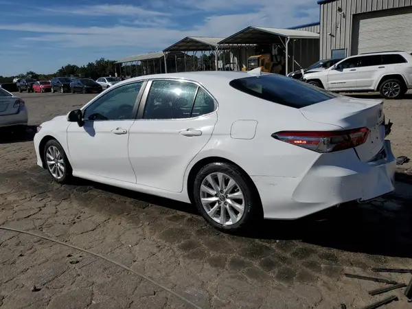 4T1B11HK2KU760343 2019 TOYOTA CAMRY - Image 2