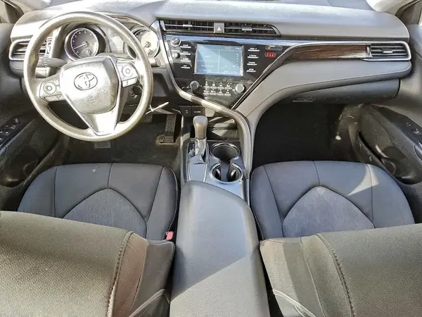 4T1B11HK2KU761492 2019 TOYOTA CAMRY - Image 8