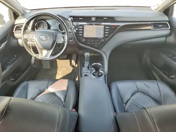 4T1B11HK2KU762156 2019 TOYOTA CAMRY - Image 8