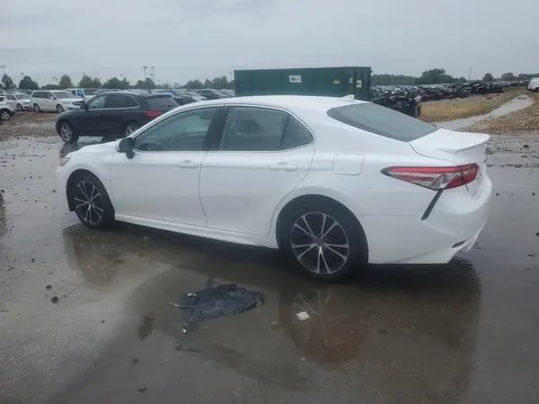 4T1B11HK2KU762559 2019 TOYOTA CAMRY - Image 2