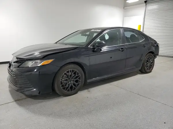 4T1B11HK2KU763923 2019 TOYOTA CAMRY - Image 1