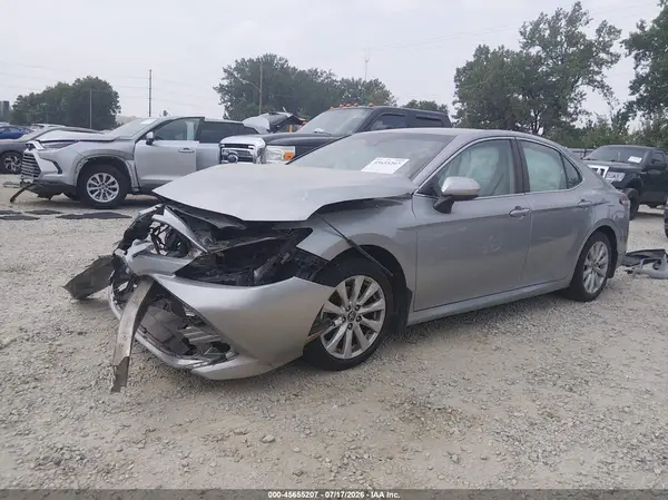 4T1B11HK2KU764862 2019 TOYOTA CAMRY - Image 2