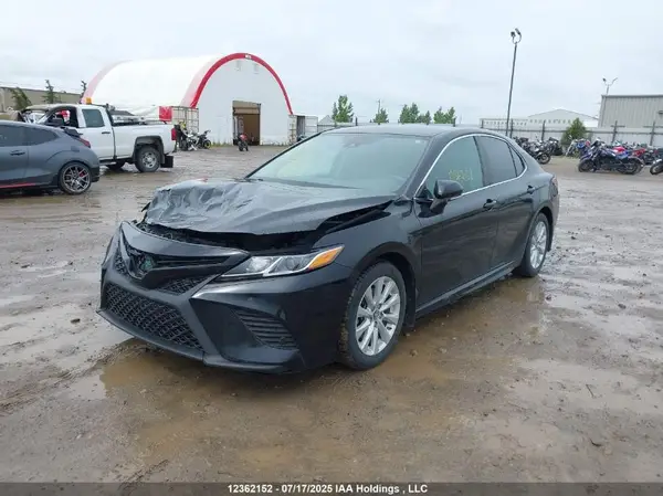 4T1B11HK2KU765364 2019 TOYOTA CAMRY - Image 2