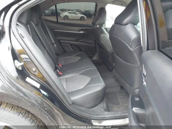 4T1B11HK2KU765364 2019 TOYOTA CAMRY - Image 8