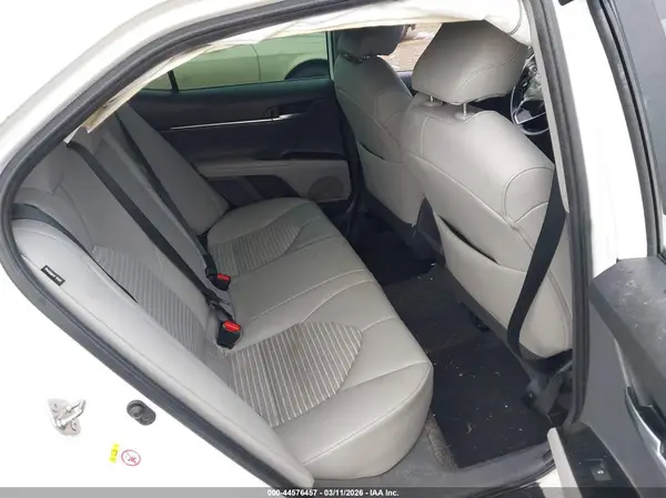 4T1B11HK2KU765462 2019 TOYOTA CAMRY - Image 8