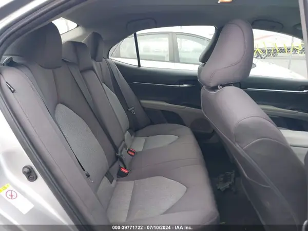 4T1B11HK2KU765882 2019 TOYOTA CAMRY - Image 8