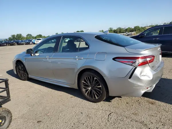 4T1B11HK2KU768474 2019 TOYOTA CAMRY - Image 2