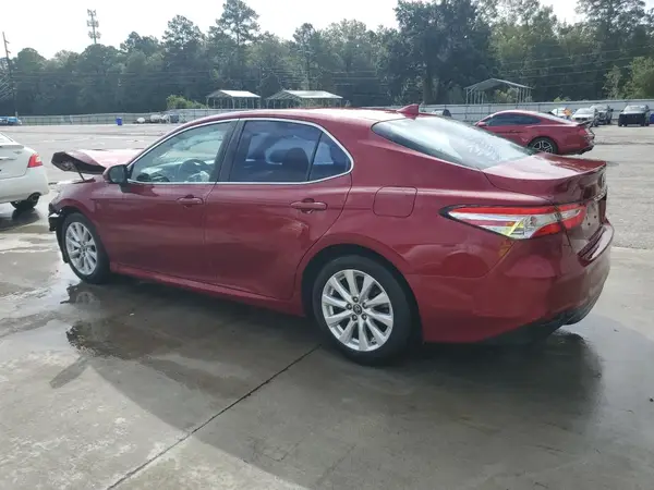4T1B11HK2KU768796 2019 TOYOTA CAMRY - Image 2