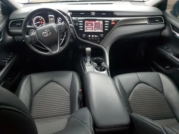 4T1B11HK2KU769821 2019 TOYOTA CAMRY - Image 8