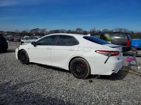 4T1B11HK2KU769835 2019 TOYOTA CAMRY - Image 2