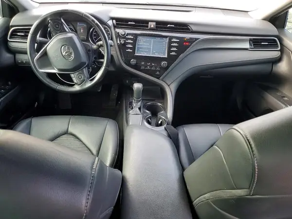 4T1B11HK2KU769835 2019 TOYOTA CAMRY - Image 8