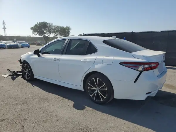 4T1B11HK2KU772203 2019 TOYOTA CAMRY - Image 2