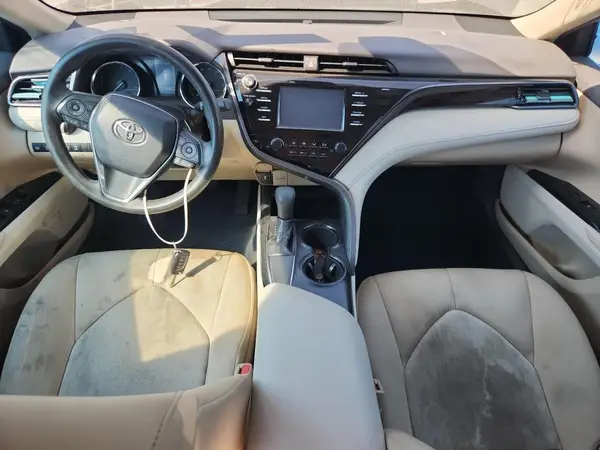 4T1B11HK2KU772699 2019 TOYOTA CAMRY - Image 8