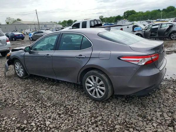 4T1B11HK2KU783041 2019 TOYOTA CAMRY - Image 2