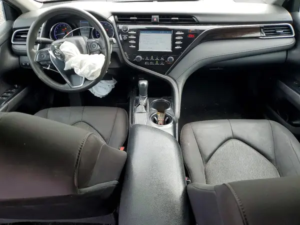 4T1B11HK2KU783041 2019 TOYOTA CAMRY - Image 8