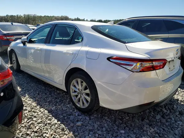 4T1B11HK2KU788952 2019 TOYOTA CAMRY - Image 2