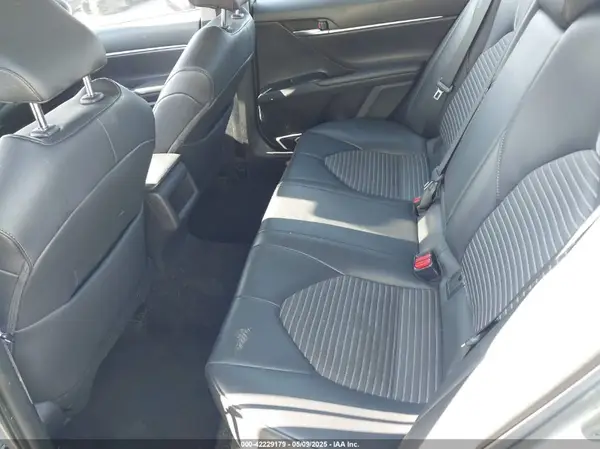 4T1B11HK2KU789440 2019 TOYOTA CAMRY - Image 8