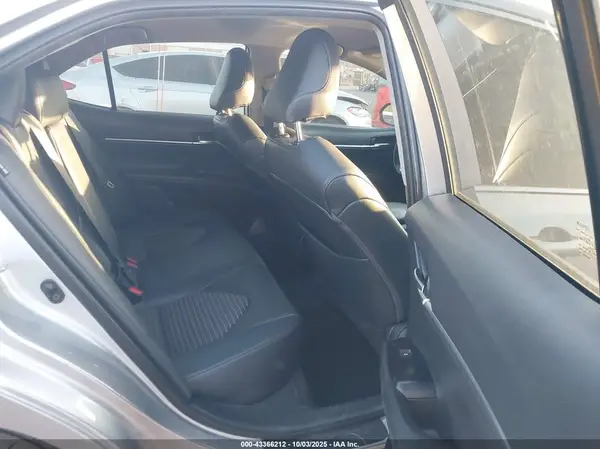 4T1B11HK2KU790202 2019 TOYOTA CAMRY - Image 8