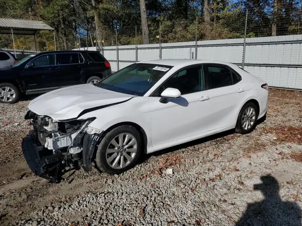 4T1B11HK2KU791639 2019 TOYOTA CAMRY - Image 1