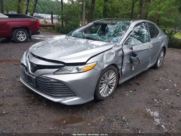 4T1B11HK2KU791933 2019 TOYOTA CAMRY - Image 2