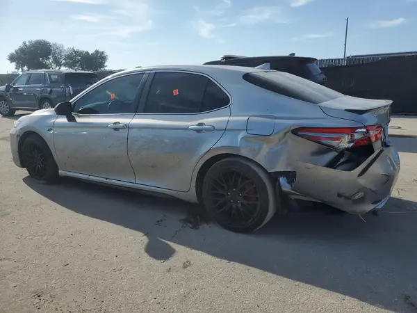 4T1B11HK2KU792645 2019 TOYOTA CAMRY - Image 2