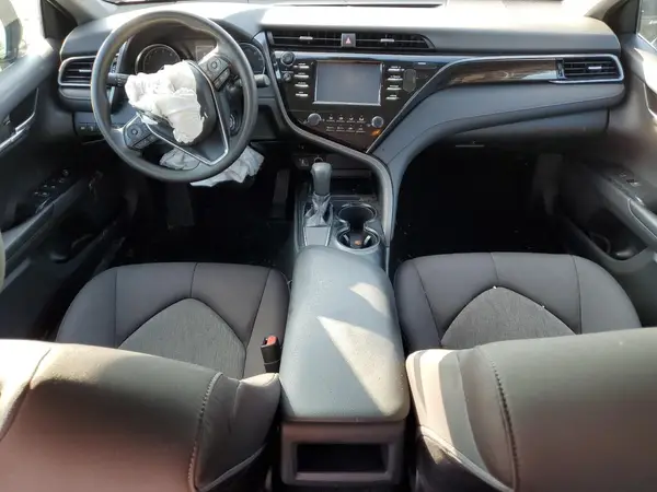 4T1B11HK2KU795724 2019 TOYOTA CAMRY - Image 8