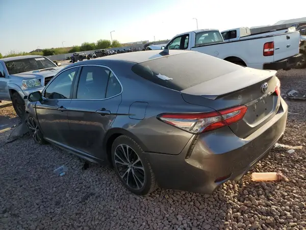 4T1B11HK2KU803093 2019 TOYOTA CAMRY - Image 2