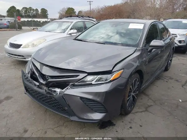 4T1B11HK2KU803272 2019 TOYOTA CAMRY - Image 2