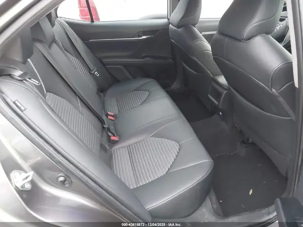 4T1B11HK2KU803272 2019 TOYOTA CAMRY - Image 8