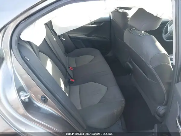 4T1B11HK2KU808777 2019 TOYOTA CAMRY - Image 8