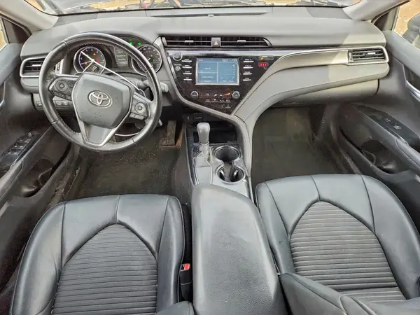 4T1B11HK2KU808844 2019 TOYOTA CAMRY - Image 8