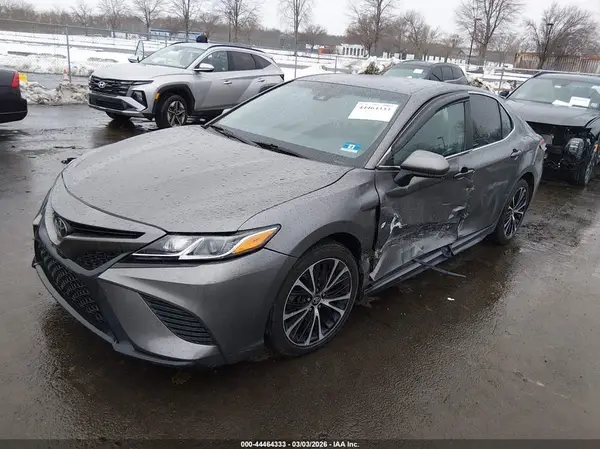 4T1B11HK2KU809055 2019 TOYOTA CAMRY - Image 2
